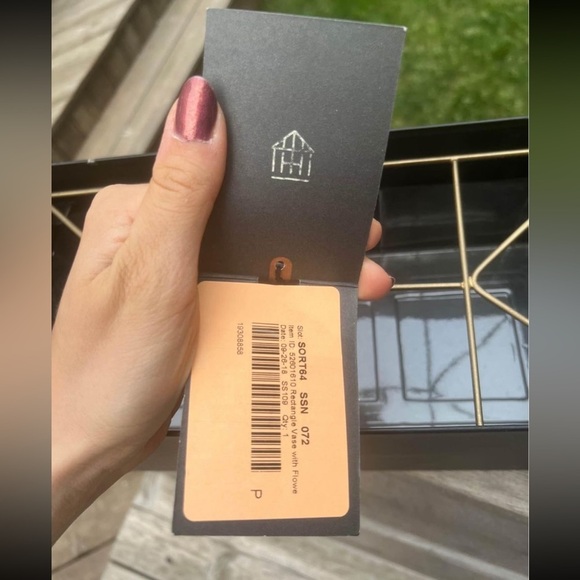 HEARTH & HAND With Magnolia Rectangular Metal Vase Black & Gold BRAND NEW - Picture 10 of 10